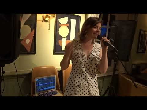 LA Mixtrax/Sing Out Lou video.