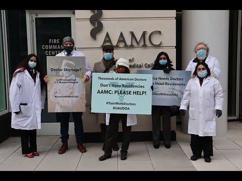 Activist Doctors Protest the Association of American Medical Colleges