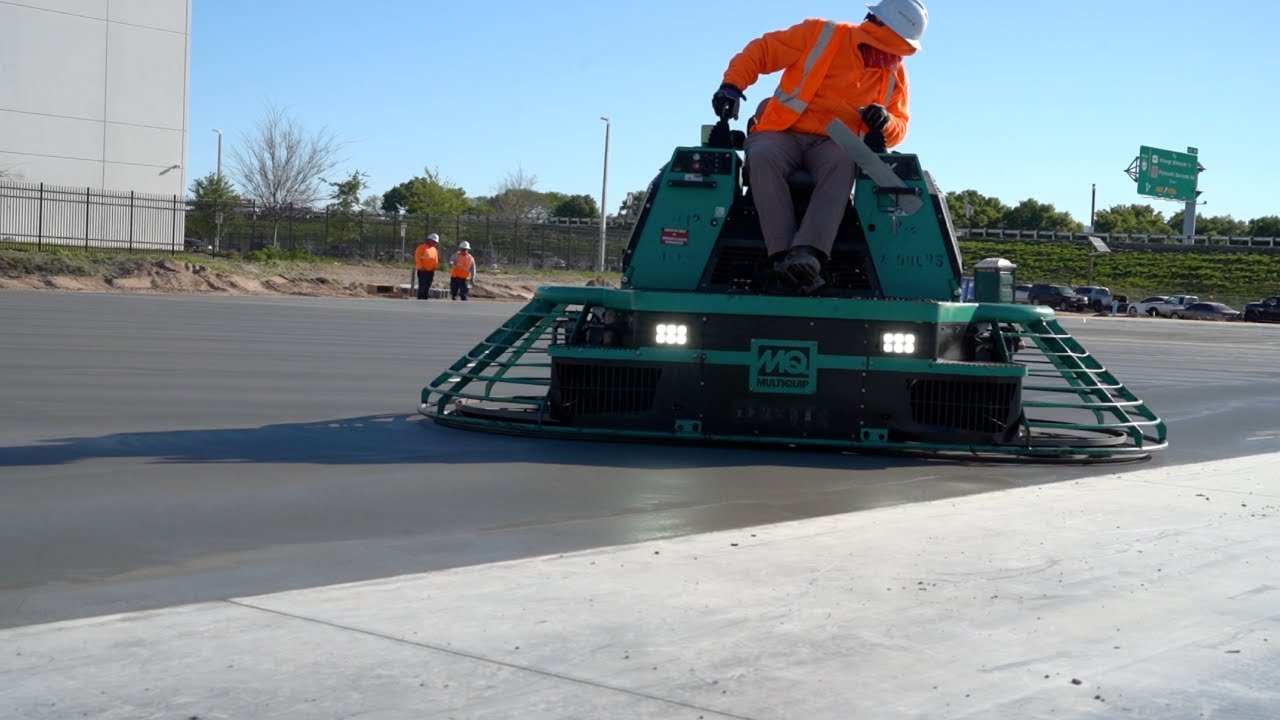 MQ Whiteman Hydrostatic Ride-On Trowels