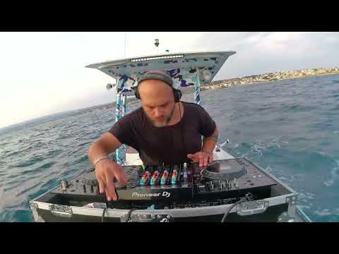 Emanuele Cappello - Dj set on the boat 2022