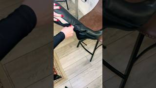 Download lagu Zipping up my leather stiletto boots! mp3