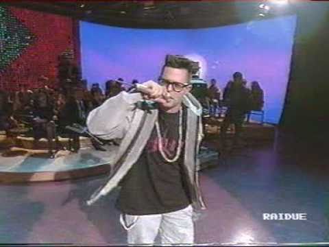 Frankie Hi Nrg Mc  "Fight the faida"  LIVE