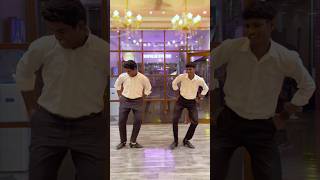 Download lagu Gore Gore Mukhade Pe Kala Kala Chashma 😎❤|| @impulsestudiomumbai #youtubeshorts #goregoremukhdepe mp3