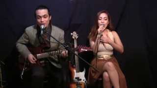 Cruisin - Gwyneth Paltrow & Huey Lewis cover by Band Earcandy