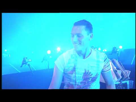 Tiësto in Concert 2003-Suburban Train (Live) [Alternative Angle]