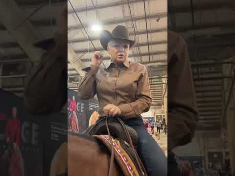 𝐅𝐫𝐨𝐦 𝐭𝐡𝐞 𝐬𝐚𝐝𝐝𝐥𝐞… Kelle Smith & Spookified