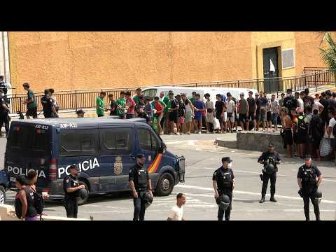 Tensión por desplazamientos de inmigrantes en el Tarajal: se prepara visita de Marlaska
