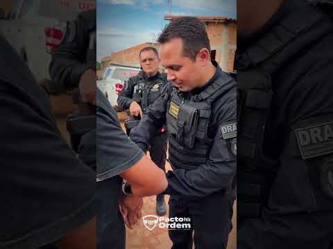 Suspeito pede foto com delegado e acaba preso em operação no Piauí