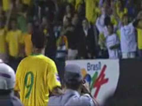 Brazil (Luis Fabiano) 2-1 Uruguay