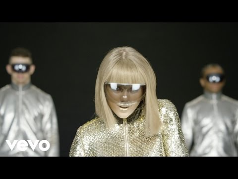 Taylor Swift – Shake It Off Outtakes Video #4 – The Animators (Behind The Scenes Video)