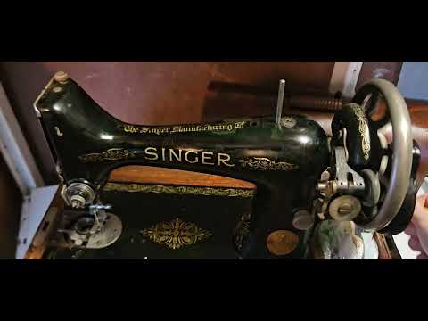 Antique singer sewing machine - Image 2