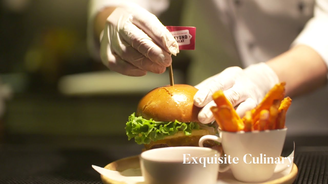 Plaza Premium First thumbnail