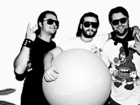 Sander Van Doorn & Swedish House Mafia - Reach Out vs. Leave This World Behind