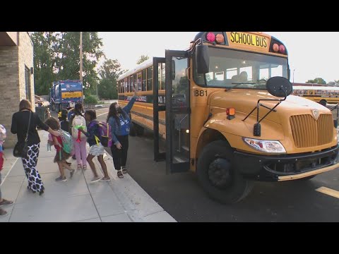 JCPS Closes Schools To Work On Bussing Issues - Vimarsana News