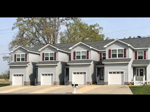 Maple Lane Duplex with 2 Primary Suites! property video