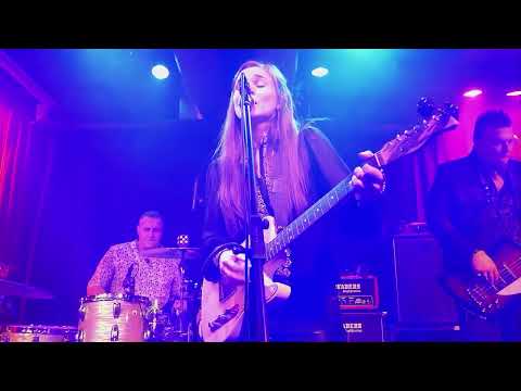 Katie Henry, Blues Caravan 2022 - Takes A Lot, Merlin, Stuttgart, 22.02.2022