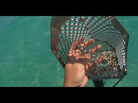 Gold and a HUGE diamond encrusted bracelet found while metal detecting at South Beach, Miami!!