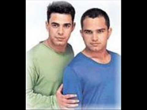 zeze de camargo e luciano/ela tem o dom de me fazer felíz