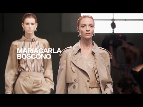 Mariacarla Boscono BURBERRY Runway (by Riccardo Tisci)