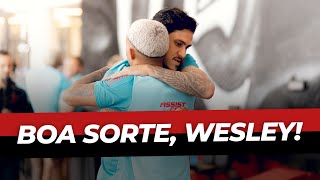 WESLEY SE DESPEDE DOS COMPANHEIROS NO NINHO DO URUBU