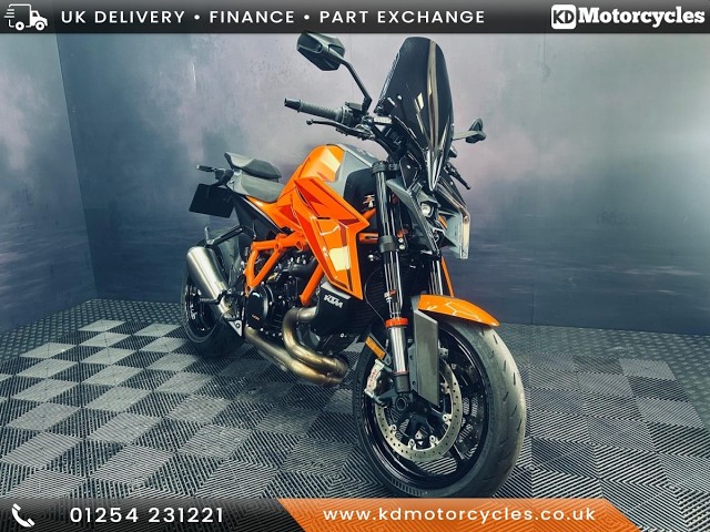 1390 SUPERDUKE R