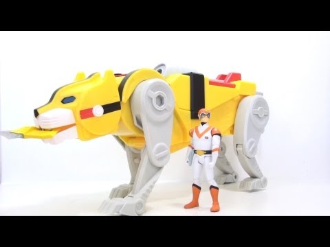 Video Review of the Mattycollector.com Voltron: Yellow Lion with Hunk