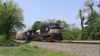 preview picture of video 'Norfolk Southern/Amtrak w/Private Cars.Cove,Pa. 5-4-12 1-7'