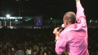 Samuel Medas Performing at the CeCe Winans Mega Concert - Guyana 2013