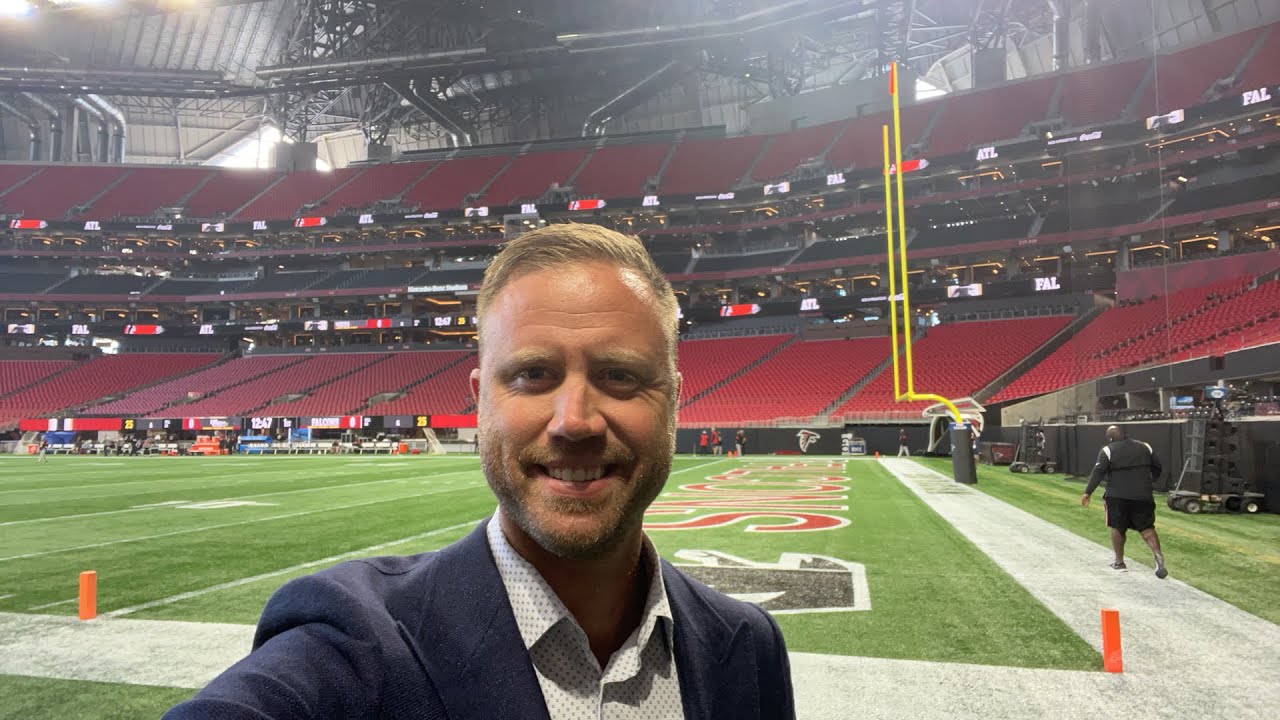 Watch video Mercedes Benz Stadium tour, from field to nosebleeds, incredible — 49ers-Falcons Now Mercedes Benz Stadium tour, from field to nosebleeds, incredible — 49ers-Falcons