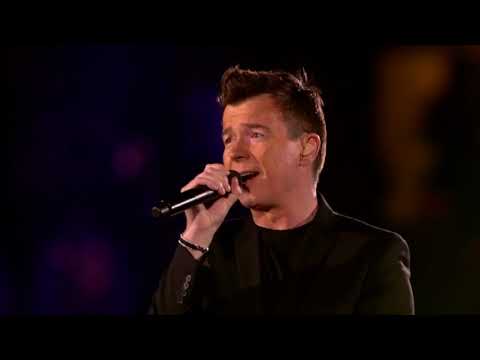 21 Toppers in concert 2016 Rick Astley Medley.mp4