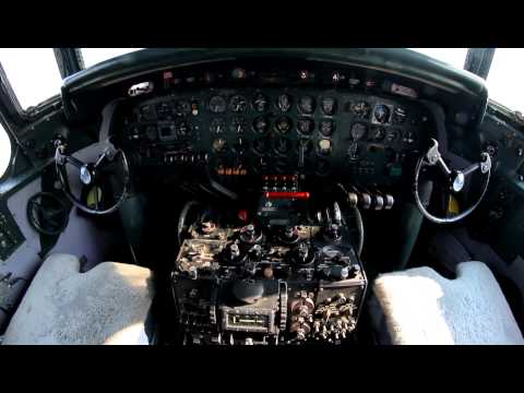 Walk thru of the Historical Flight Foundation's DC-7 Cabin Farmingdale New York 7/23/11