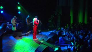 Blondie Play &#39;Sugar On The Side&#39; At The NME Awards 2014