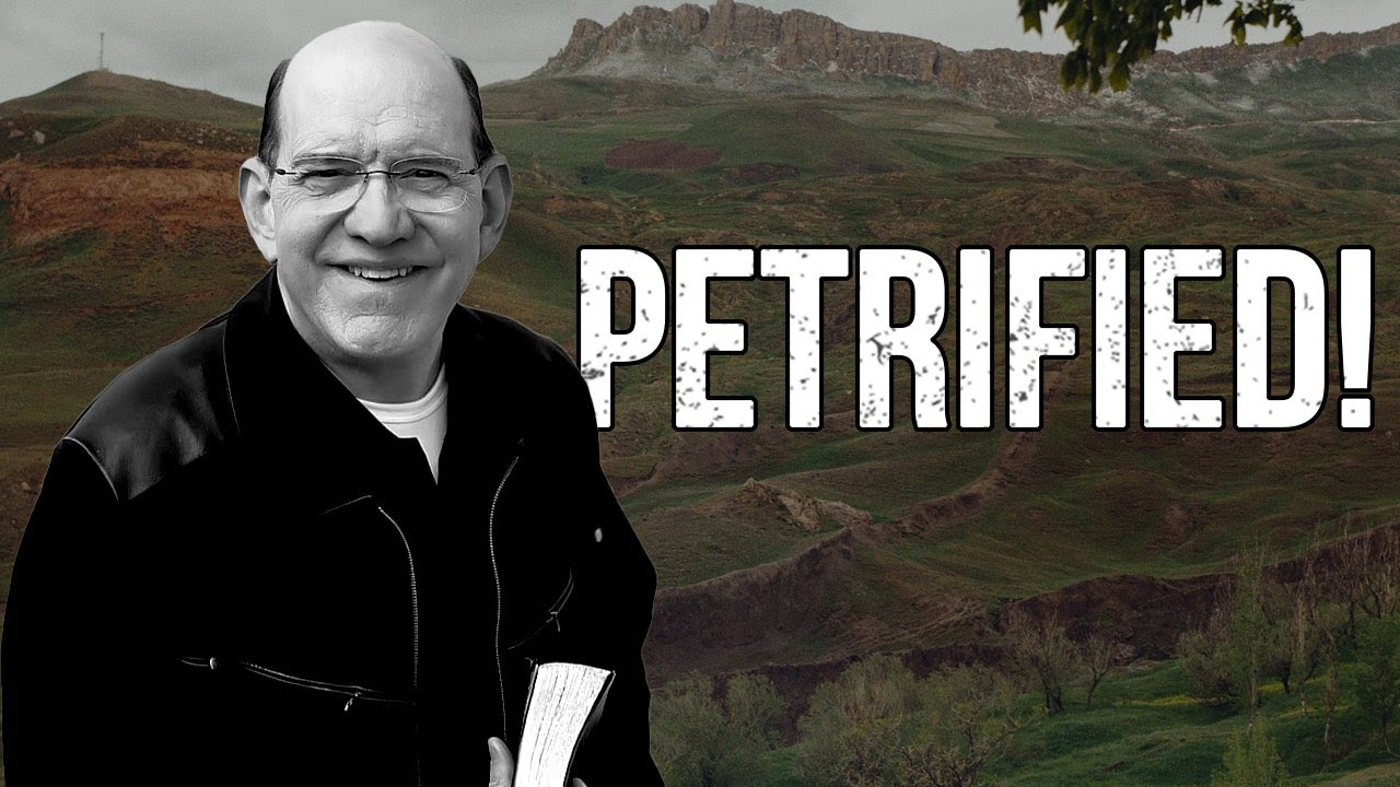 Exploring the Ruins of the Ark