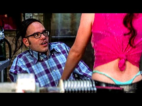 How to seduce a nerd | Scary Movie 2 | CLIP