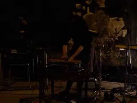 Isnaj Dui live @ Brunel Museum, London, 05/09/13 (Part 1)