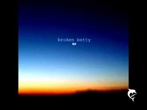Broken Betty - Entering