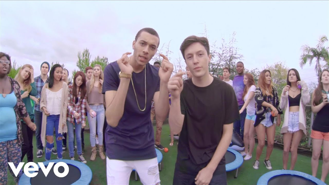 Kalin And Myles - Trampoline
