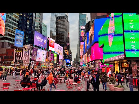 , title : 'NYC LIVE Midtown Manhattan, Times Square, Bryant Park & Grand Central Terminal (April 19, 2022)'