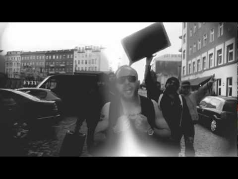 König Quasi - Koffer in Berlin