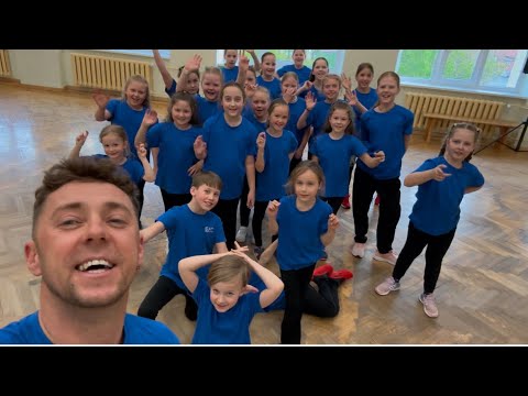 ZUMBA KIDS - Chipi chipi Chapa chapa (remix)