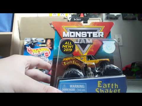 Spin Master Monster Jam Mix 3 Earth Shaker Unboxing and Review!!