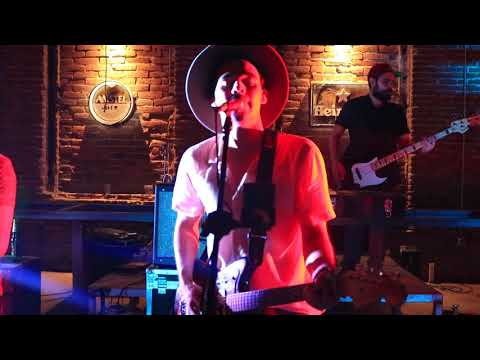 Vicio de LOLA CLUB Cover por Arizonas 11 Agosto 2017