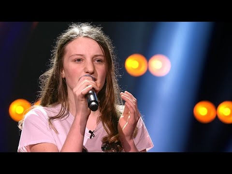 Julie - 'Gravity' | Blind Auditions | The Voice Kids | VTM