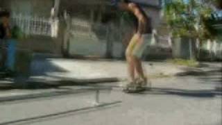 preview picture of video 'Vila Kosmos Skate Video 2005'