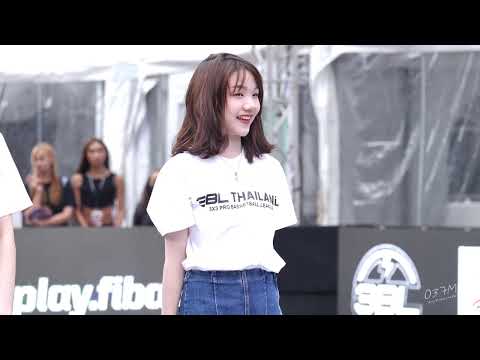 BNK48 Monet - Believers @ 3BL Thailand League, Central World [Fancam 4K 60p] 221105
