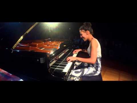 Marialy Pacheco & Rhani Krija - Ay! Mama Inés