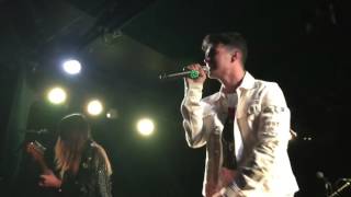 Naked- DNCE en NYC
