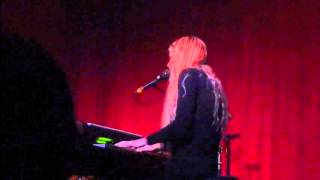 Charlotte Martin &quot;Your Armor&quot;