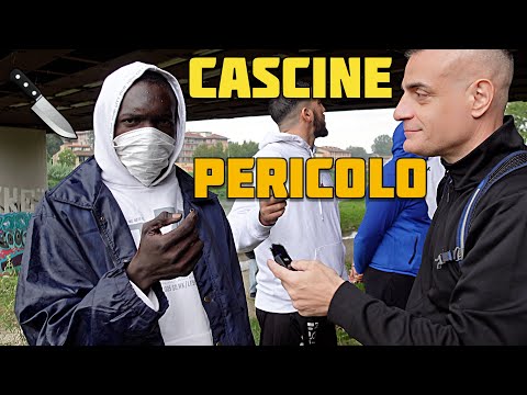 We were chased away from the Cascine di Firenze together with the kickers of historical football