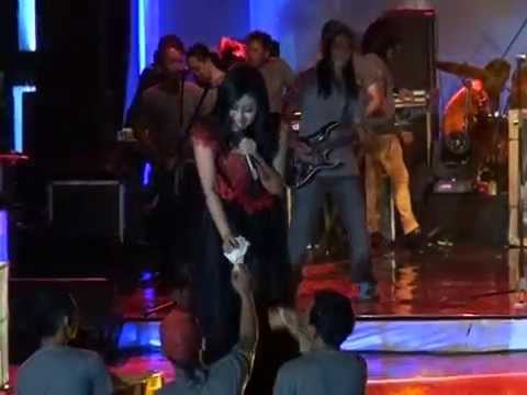 MONATA LIVE APSELA 2014 - ANJAR AGUSTIN QAIS & LAILA